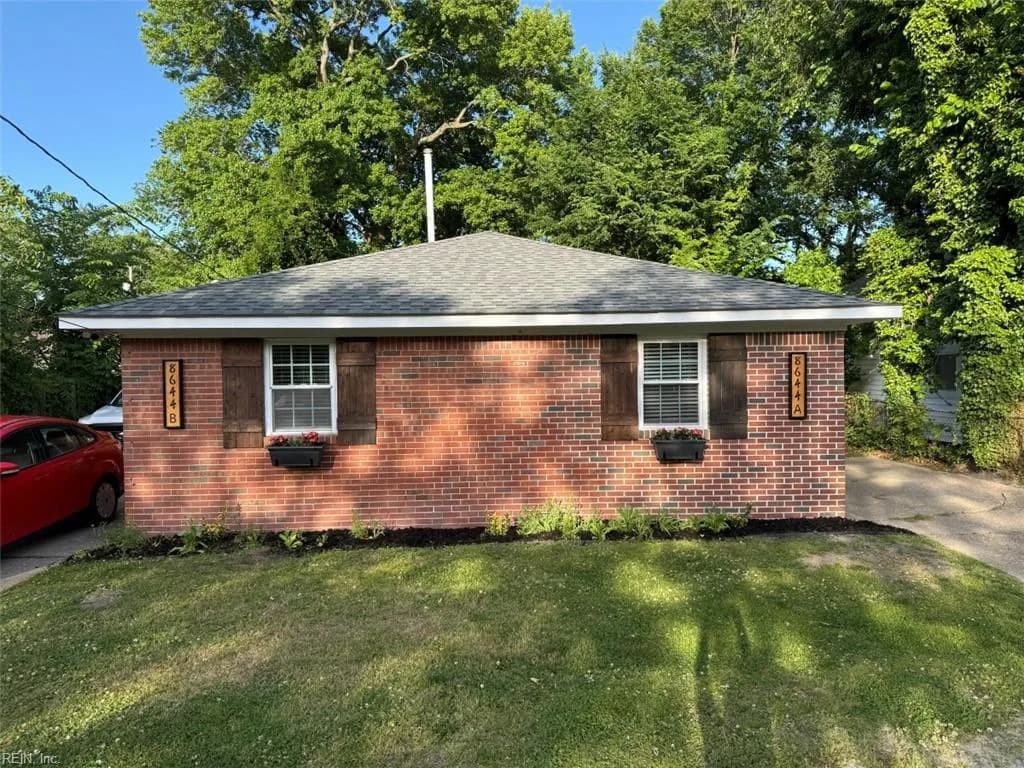8644 Chesapeake BLVD #A, NORFOLK VA 23503 - Photo 2