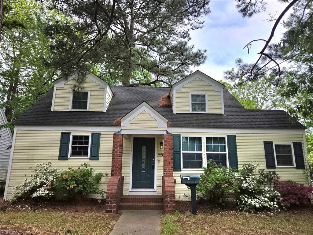 2201 Pershing AVE, NORFOLK VA 23509 - Photo 2