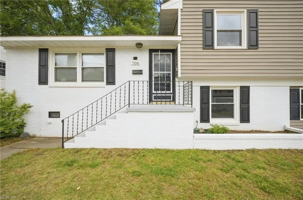 708 Arlington TER, HAMPTON VA 23666 - Photo 4