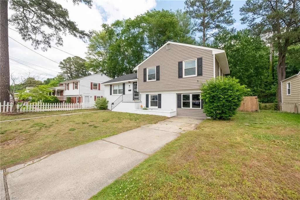 708 Arlington TER, HAMPTON VA 23666 - Photo 5