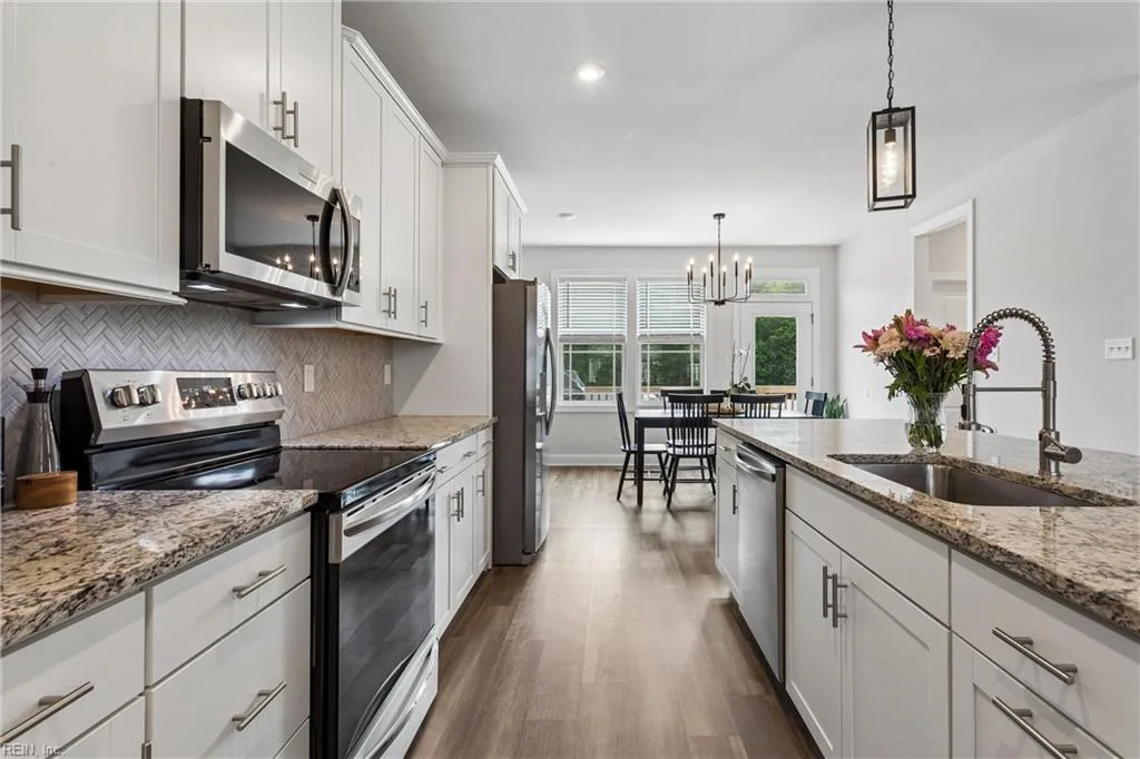 1510 Stanford LN, NEWPORTNEWS VA 23608 - Photo 4