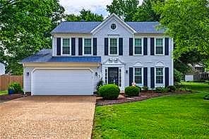 130 Ivy ARCH, YORKTOWN VA 23693 - Main photo