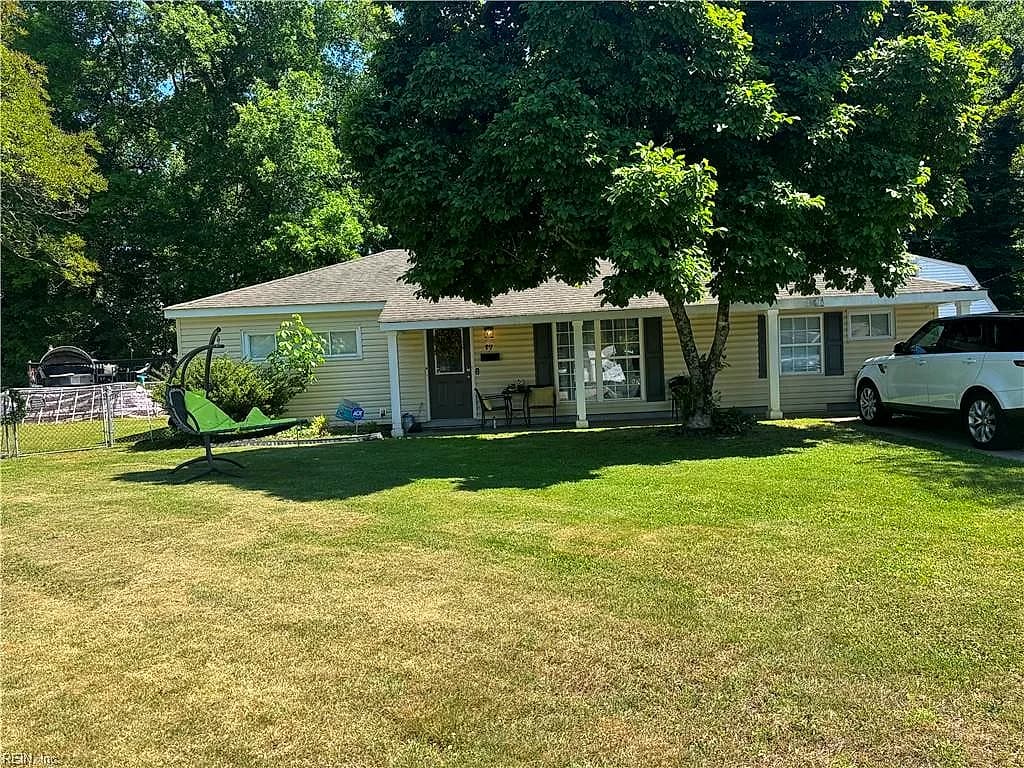17 Cottage LN, NEWPORT NEWS VA 23603 - Main photo