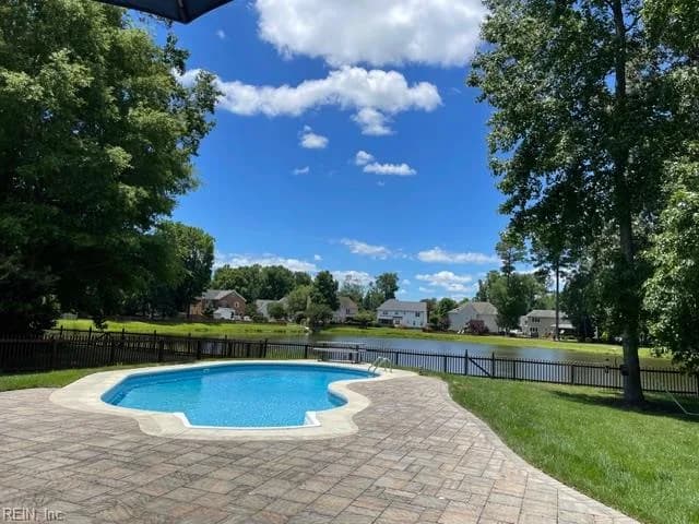 122 Rockmor LN, YORKTOWN VA 23693 - Photo 3