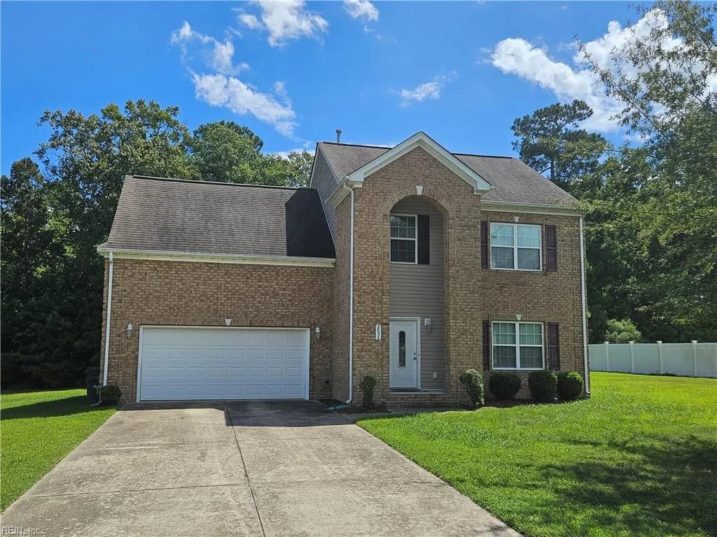 2036 Sweetwood DR, SUFFOLK VA 23434 - Photo 2