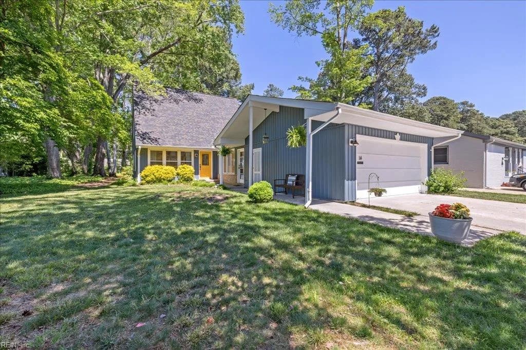 14 Huguenot RD, NEWPORTNEWS VA 23606 - Photo 2