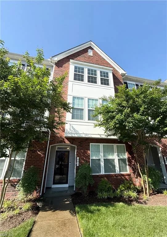 605 Petunia PL, NEWPORTNEWS VA 23602 - Photo 2