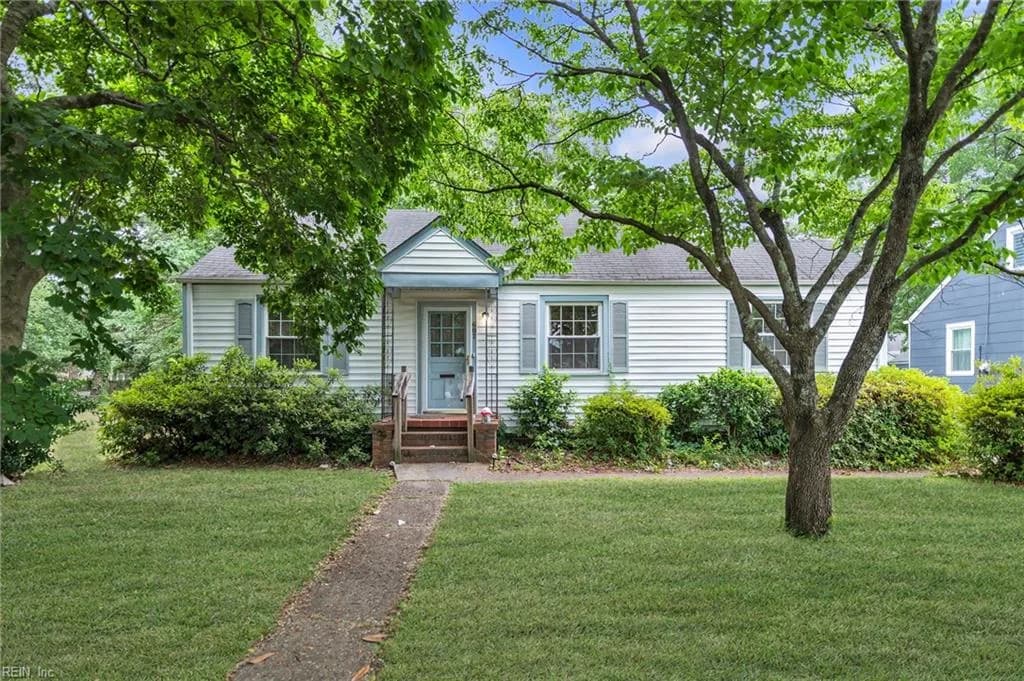 607 Fairview LN, PORTSMOUTH VA 23702 - Main photo