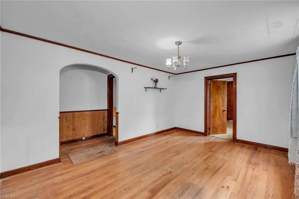 607 Fairview LN, PORTSMOUTH VA 23702 - Photo 4
