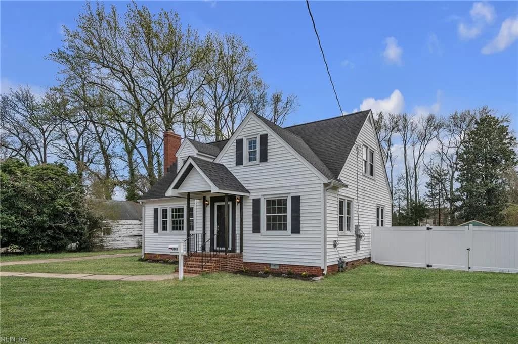 1263 W Queen ST, HAMPTON VA 23669 - Photo 4