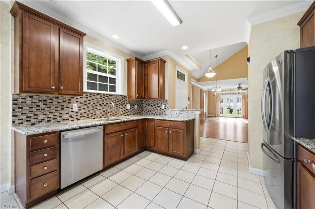 409 Fieldstone Glen Way WAY, VIRGINIABEACH VA 23454 - Photo 5