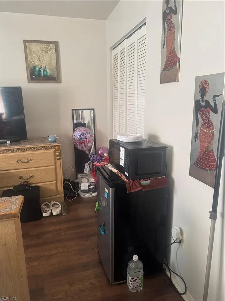 1521 Darren CIR, PORTSMOUTH VA 23701 - Photo 3