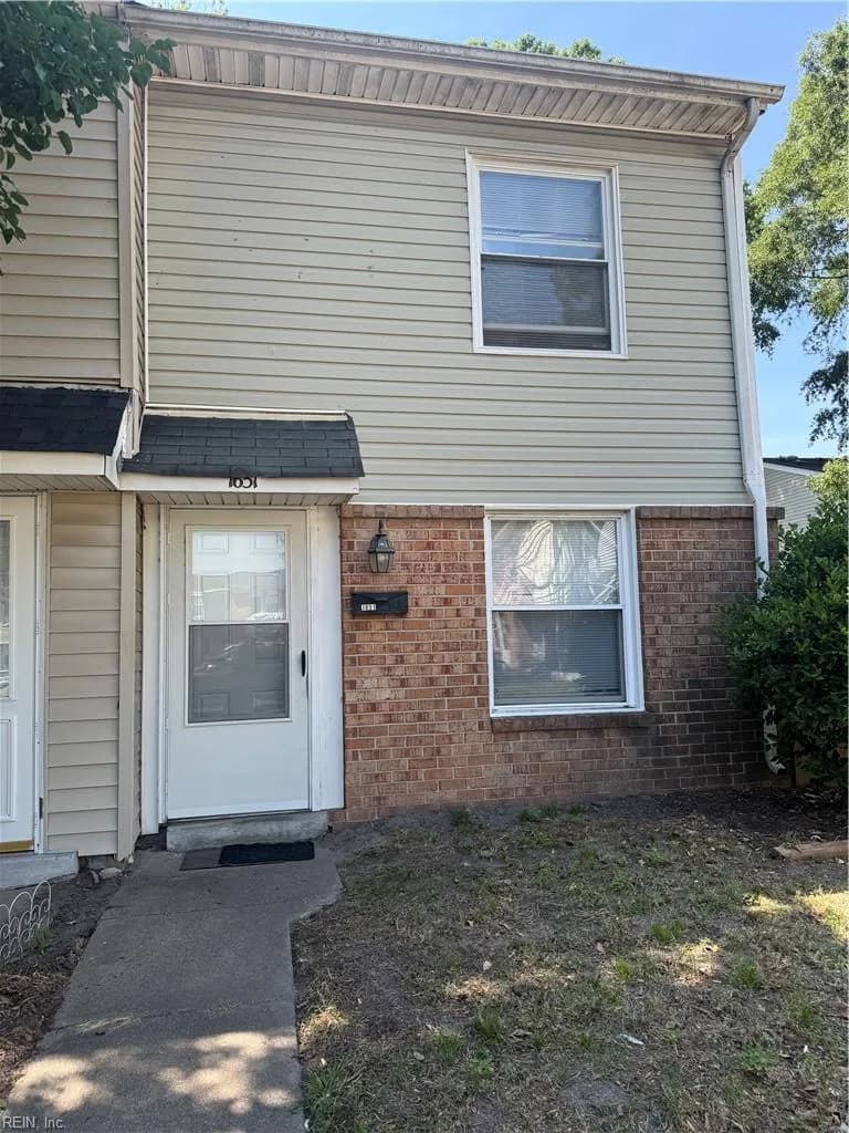 1651 Darren CIR, PORTSMOUTH VA 23701 - Main photo