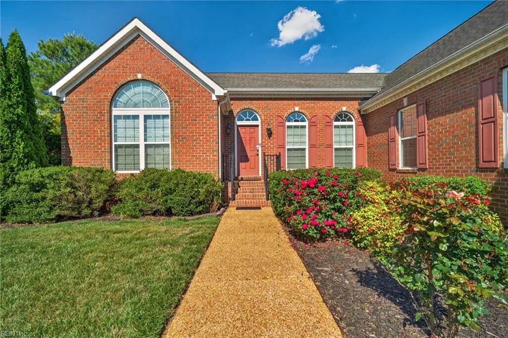 4301 Oak Tree Lane NONE, Williamsburg — 4 bed Residential, 4,095 sqft