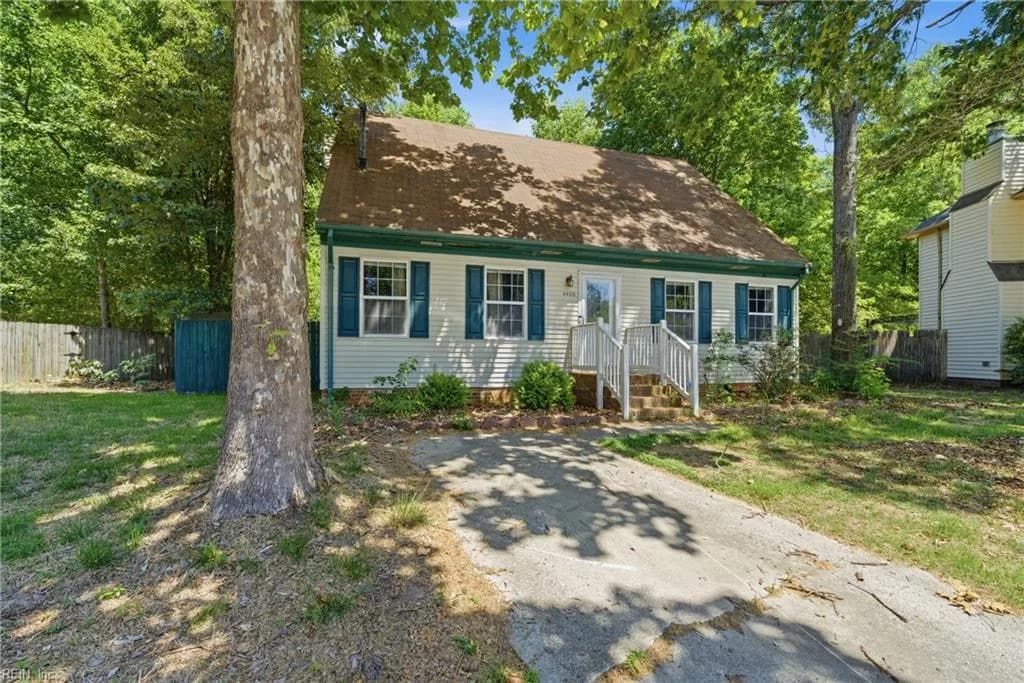 4406 Breezewood CT, PORTSMOUTH VA 23703 - Photo 3