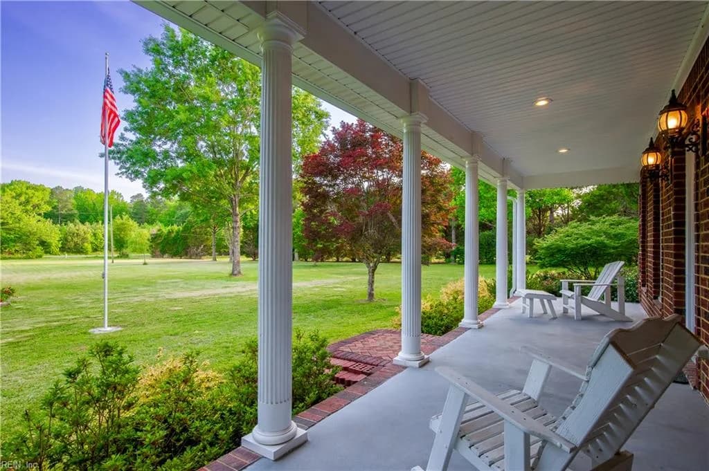 1904 Ballahack RD, CHESAPEAKE VA 23322 - Photo 4