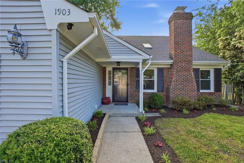 1903 Dawnee Brook TRL S, CHESAPEAKE VA 23320 - Photo 4
