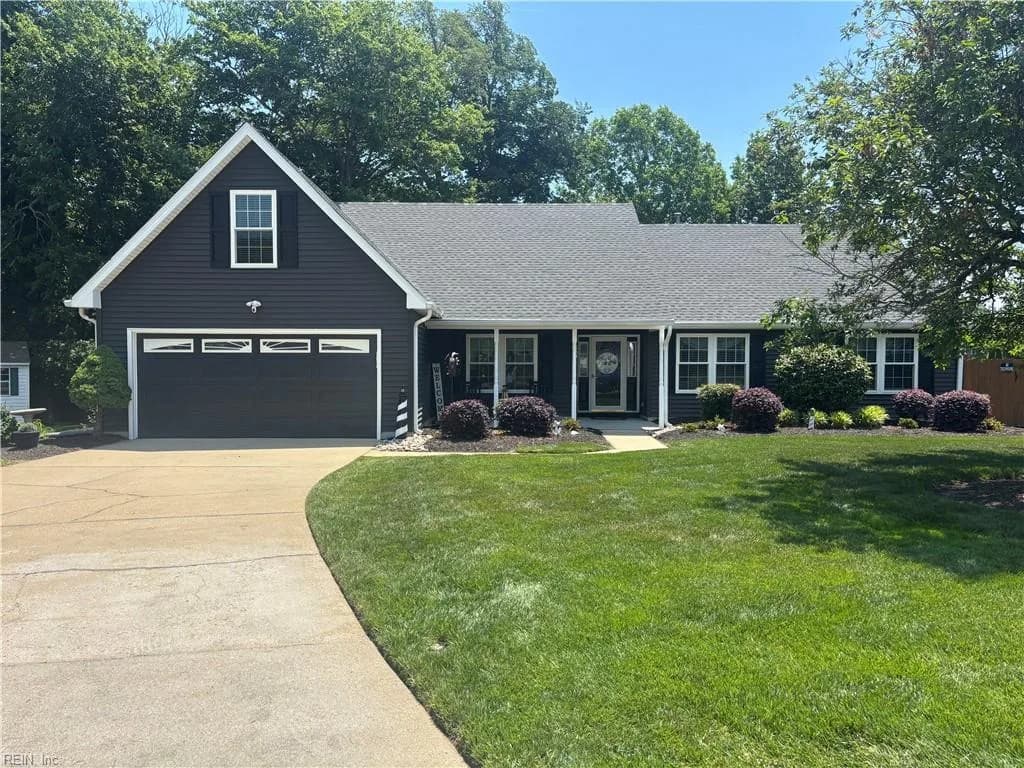 15094 Larkspur CT, CARROLLTON VA 23314 - Main photo