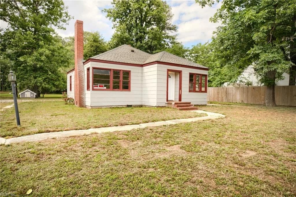 19100 Eltham RD, WESTPOINT VA 23181 - Photo 3