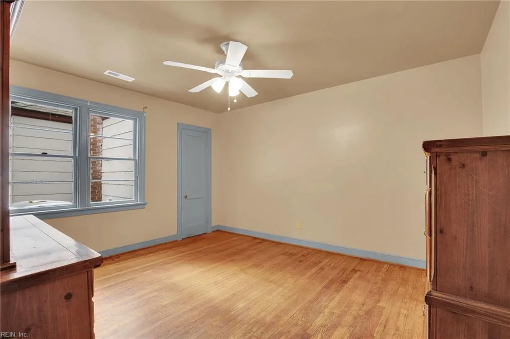19100 Eltham RD, WESTPOINT VA 23181 - Photo 5