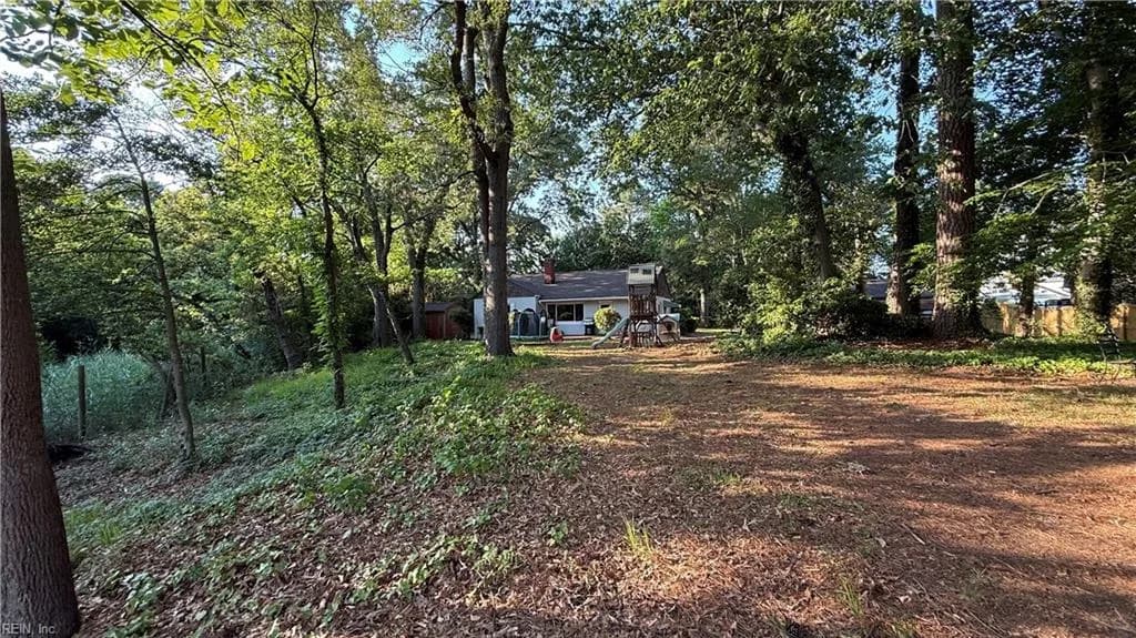 222 Sparrow RD, CHESAPEAKE VA 23325 - Main photo