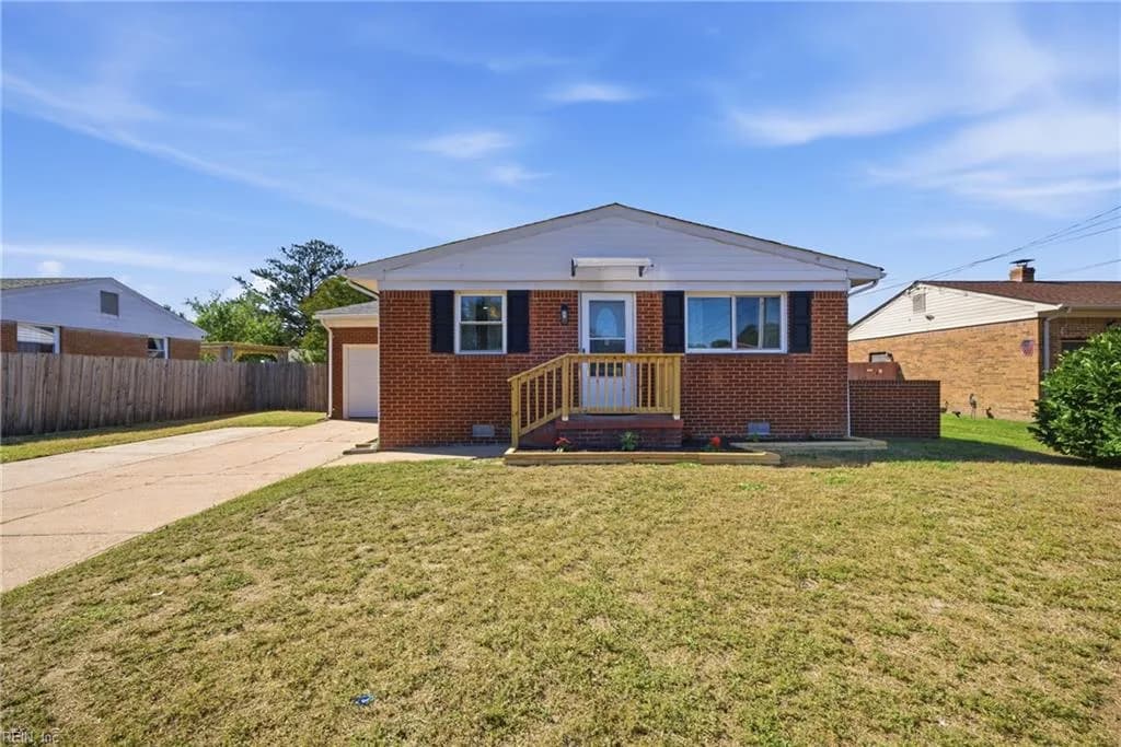308 Butrico RD, CHESAPEAKE VA 23325 - Photo 3