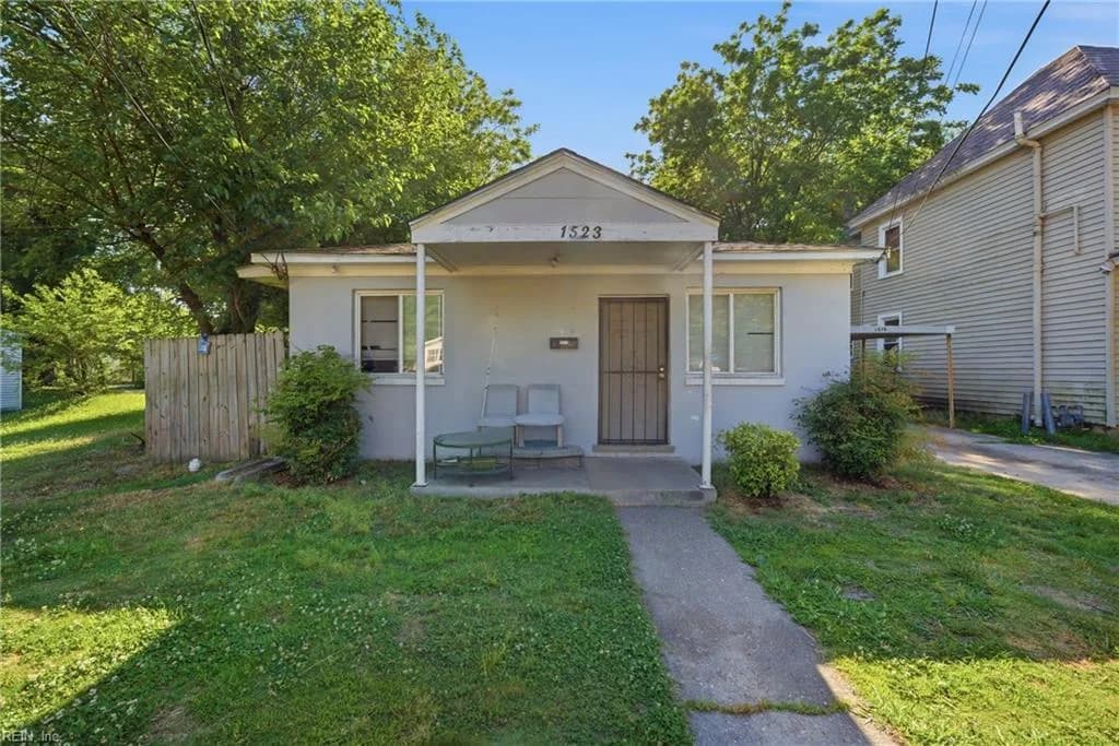 1525 Des Moines AVE, PORTSMOUTH VA 23704 - Main photo