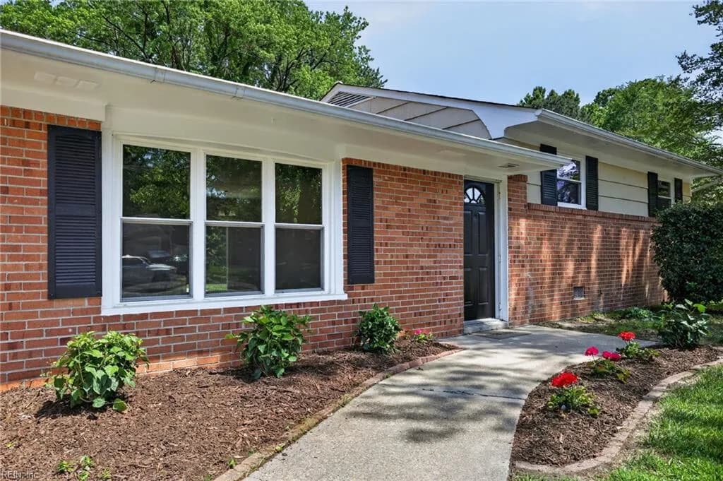 514 Brentwood DR, NEWPORTNEWS VA 23601 - Photo 3