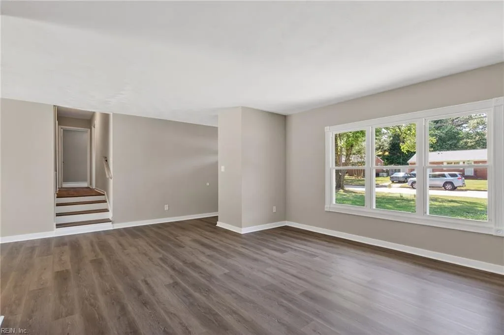 514 Brentwood DR, NEWPORTNEWS VA 23601 - Photo 4