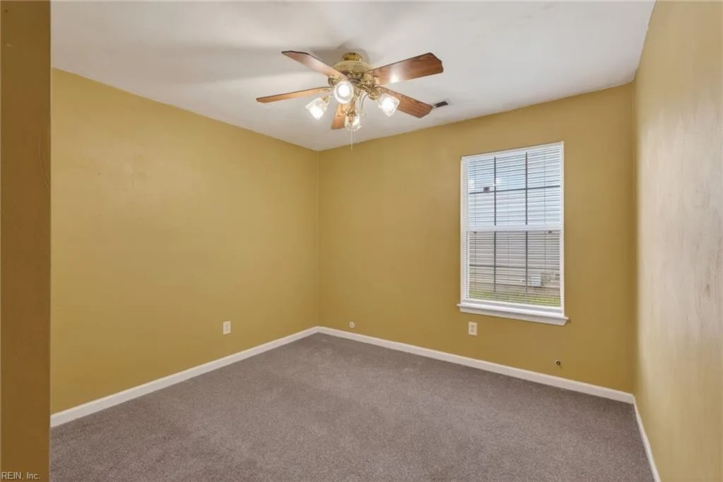310 Greenfield CRES, SUFFOLK VA 23434 - Photo 3