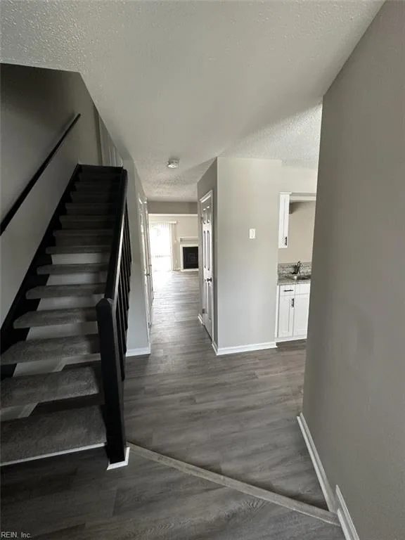 1117 Crist PL, VIRGINIABEACH VA 23454 - Photo 3