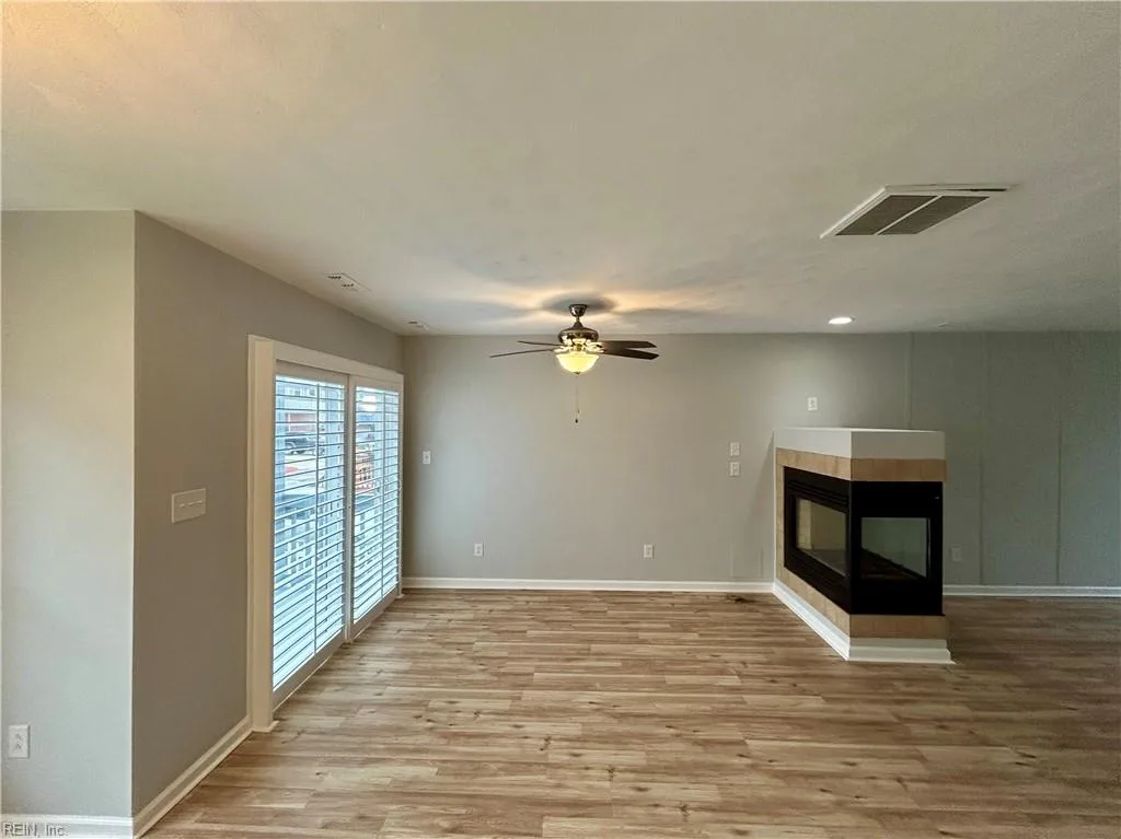 1420 W Ocean View AVE, NORFOLK VA 23503 - Photo 5