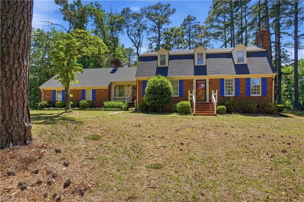 15402 New Towne Haven LN, CARROLLTON VA 23314 - Main photo