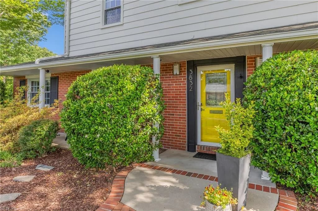 3832 Honeytree LN, VIRGINIABEACH VA 23452 - Photo 4