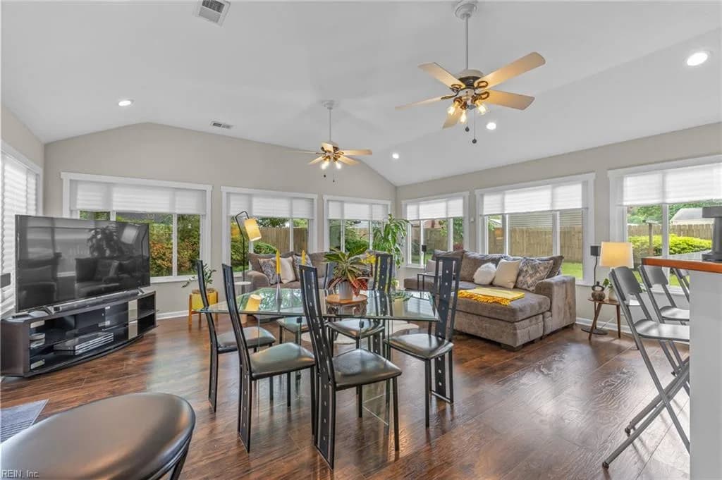 3832 Honeytree LN, VIRGINIABEACH VA 23452 - Photo 5
