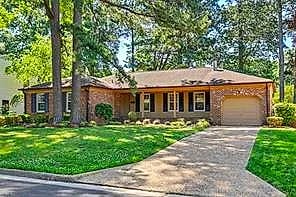 627 Valley Forge DR, Newport News — 4 bed Residential, 1,835 sqft