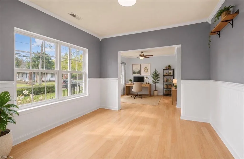 725 Beach RD, HAMPTON VA 23664 - Photo 5