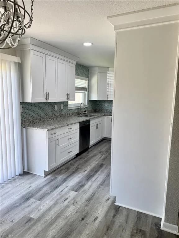 4869 Klamath RD, VIRGINIABEACH VA 23462 - Photo 3