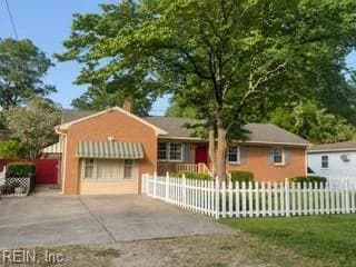 2036 English AVE, CHESAPEAKE VA 23320 - Photo 3