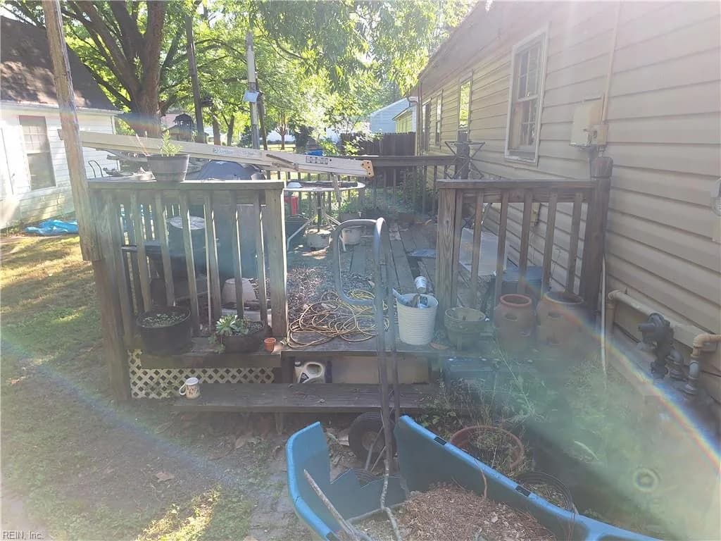 204 Nina CT, NEWPORTNEWS VA 23602 - Photo 4