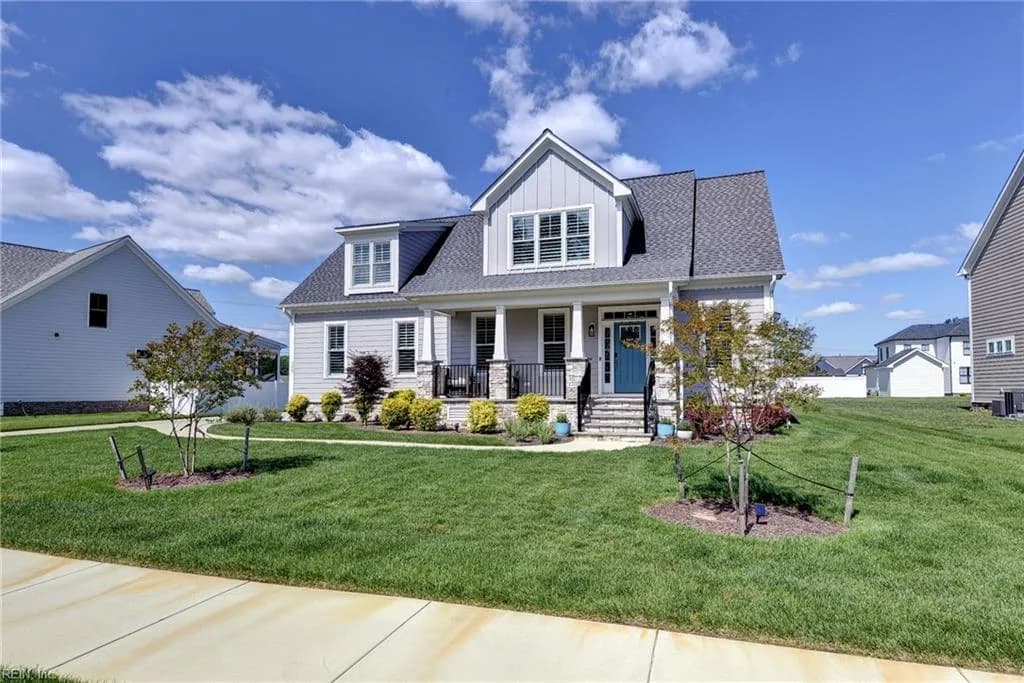 105 Goffigans Trace, YORKTOWN VA 23693 - Main photo
