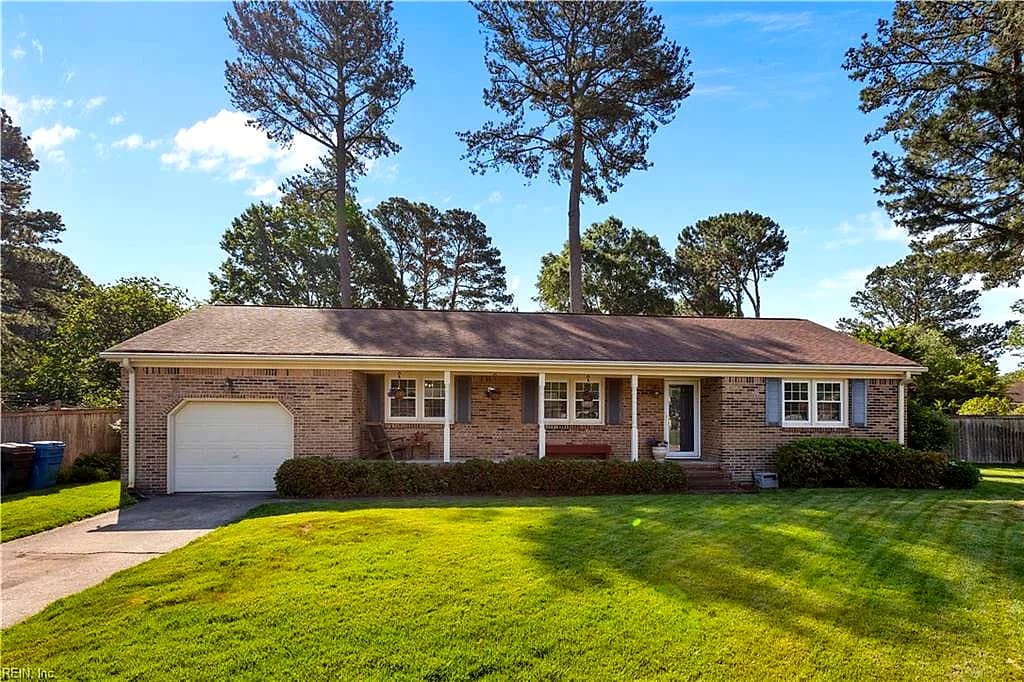 1604 Macguffie CT, VIRGINIA BEACH VA 23464 - Main photo