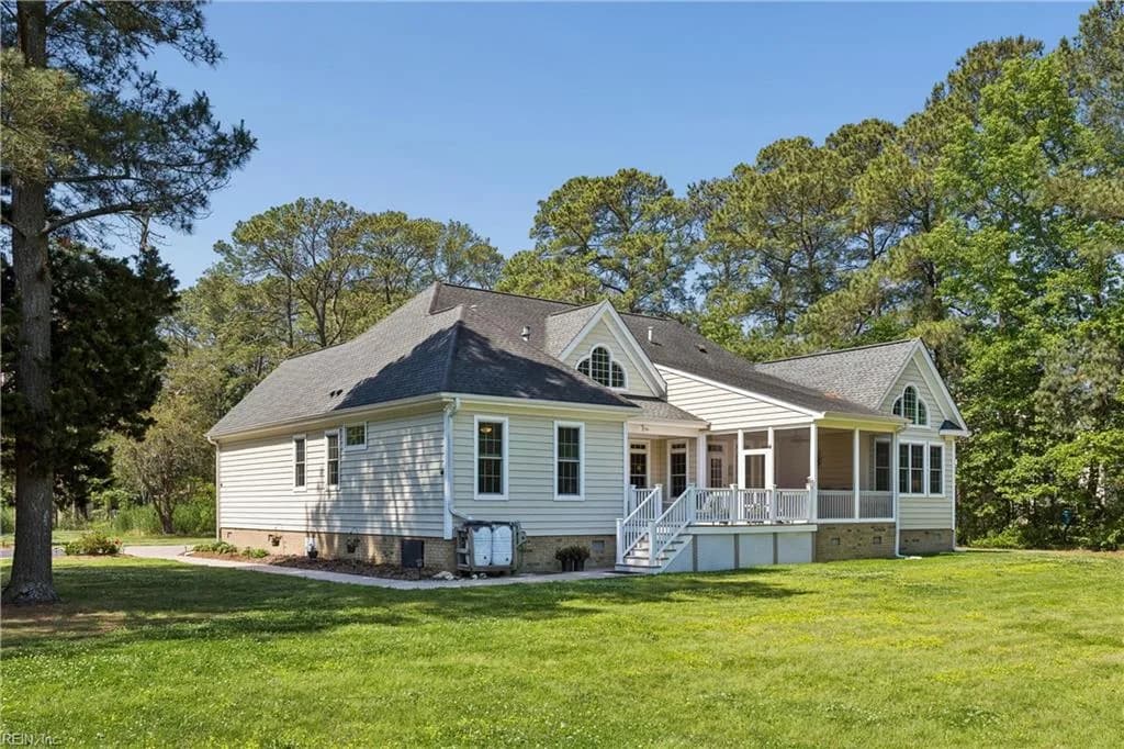 38 Forrest RD, POQUOSON VA 23662 - Photo 4