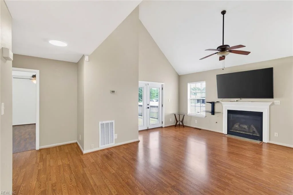 66 Franktown RD, HAMPTON VA 23663 - Photo 3