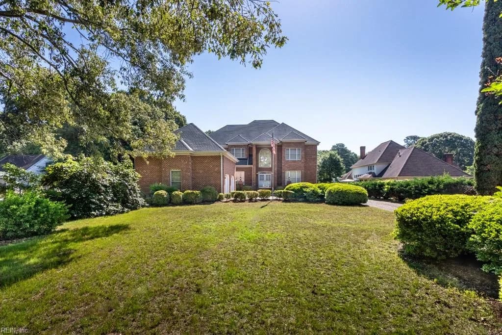 1711 Tyndall Point RD, GLOUCESTERPOINT VA 23062 - Photo 3