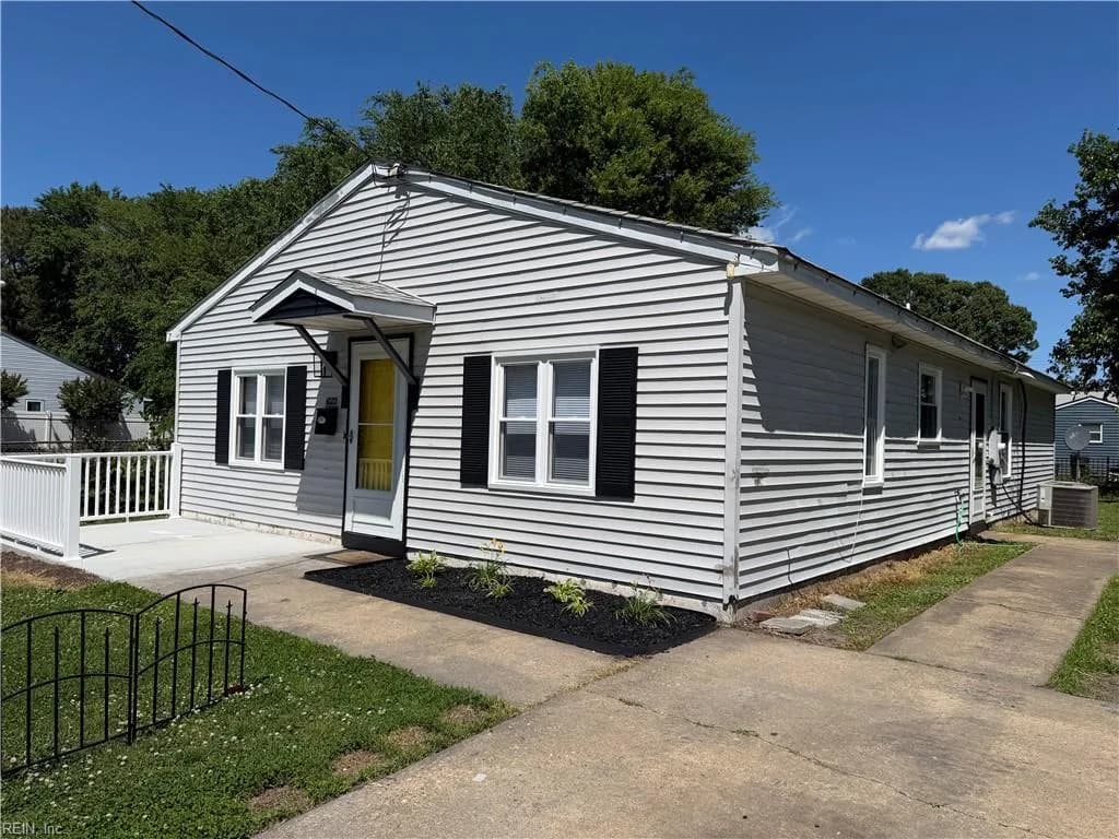 1022 Kenton AVE, NORFOLK VA 23504 - Photo 3