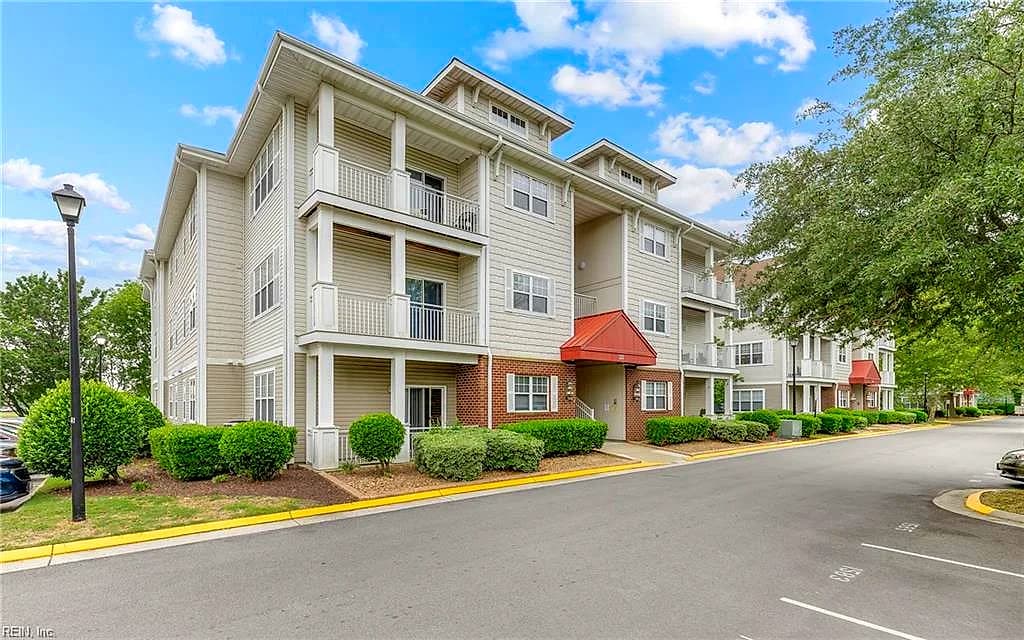5317 Warminster DR #103, VIRGINIA BEACH VA 23455 - Main photo
