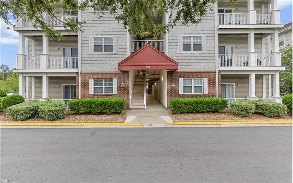 5317 Warminster DR #103, VIRGINIABEACH VA 23455 - Photo 3