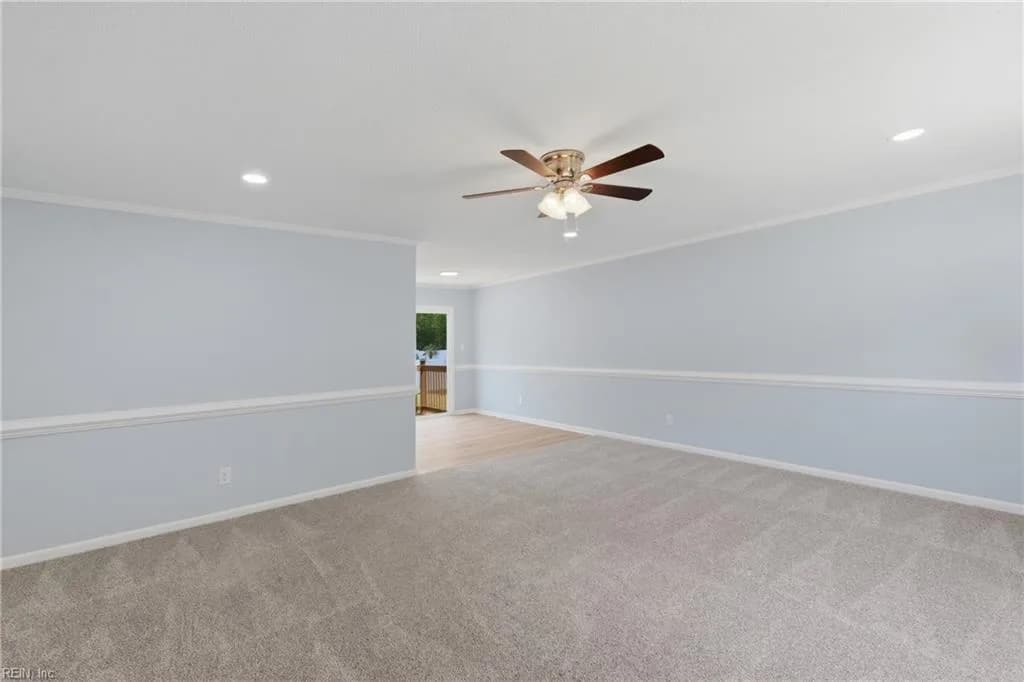 504 Gold Cup RD, HAMPTON VA 23666 - Photo 5