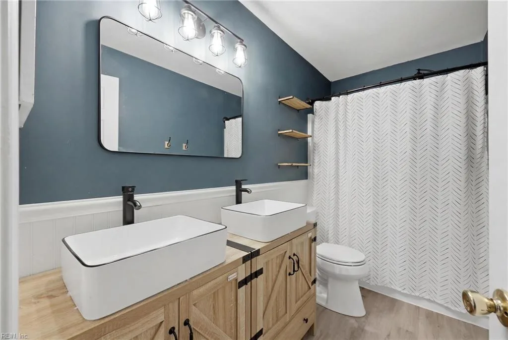 213 Jakes LN, Newport News — 4 bed Residential, 1,524 sqft